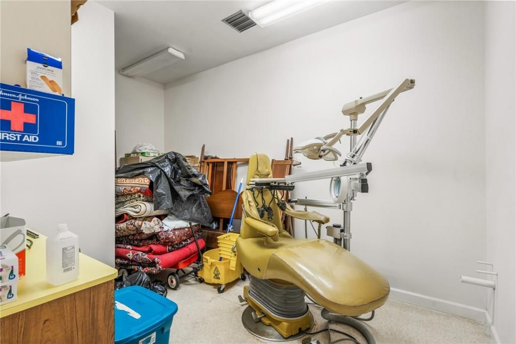 1140 Royal Palm Boulevard, Vero Beach, FL 32960 Photo