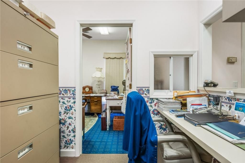 1140 Royal Palm Boulevard, Vero Beach, FL 32960 Photo