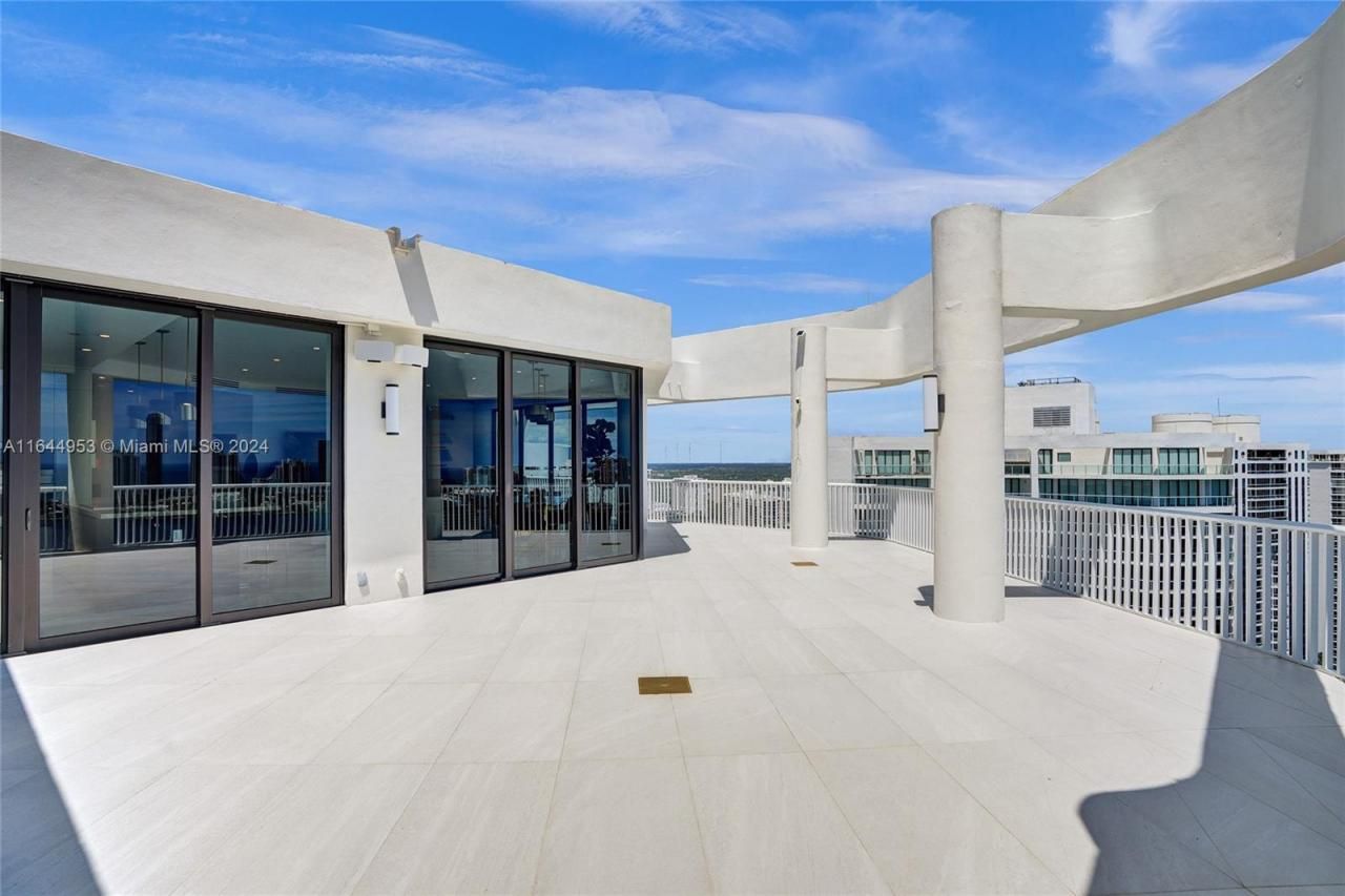 3000 Island Blvd, Unit PH-4, Aventura, FL 33160 Photo