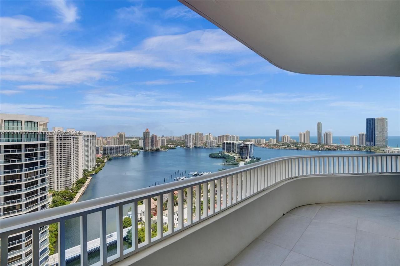 3000 Island Blvd, Unit PH-4, Aventura, FL 33160 Photo