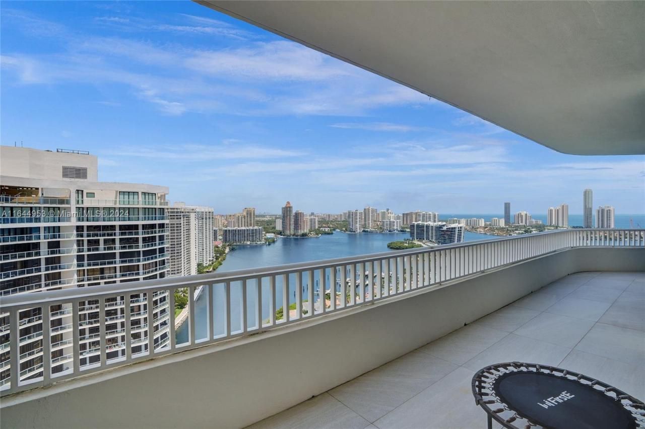 3000 Island Blvd, Unit PH-4, Aventura, FL 33160 Photo