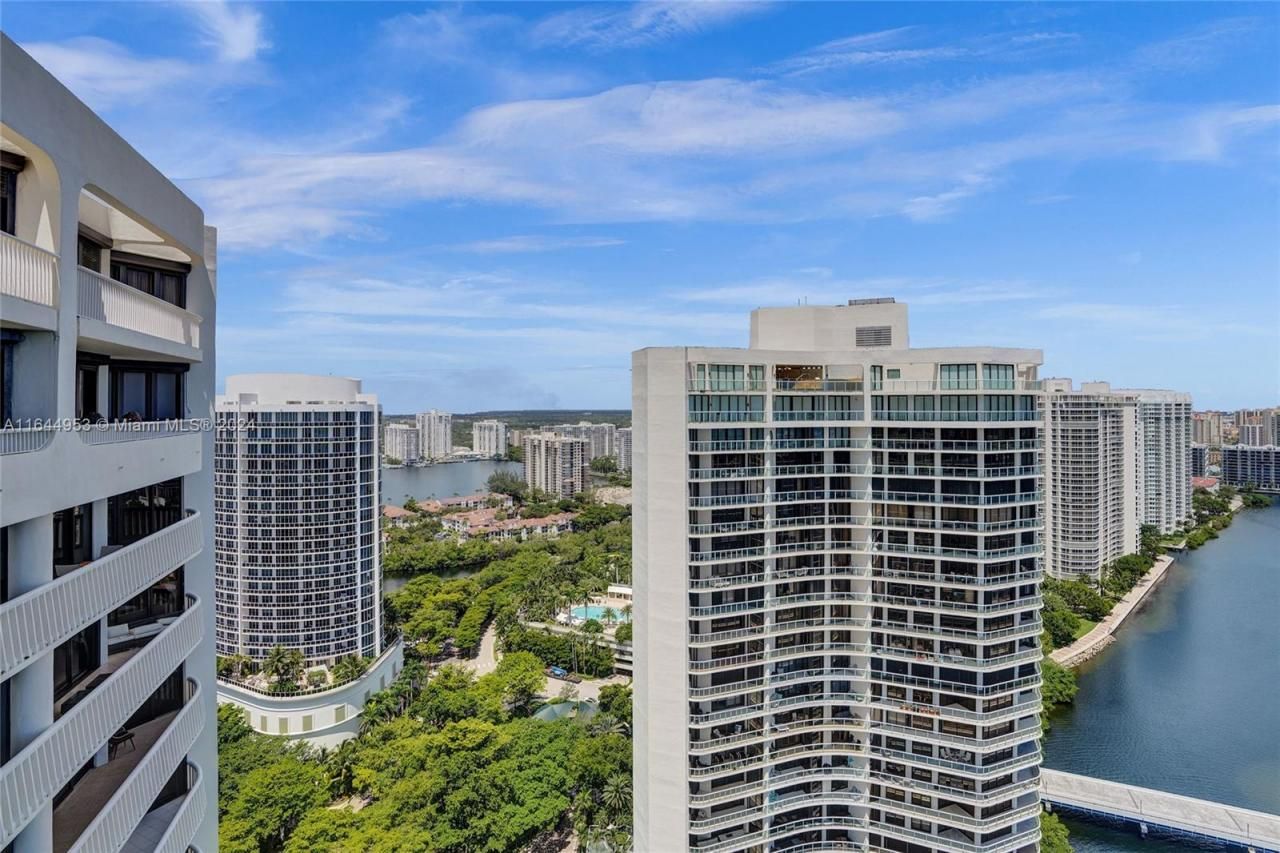 3000 Island Blvd, Unit PH-4, Aventura, FL 33160 Photo