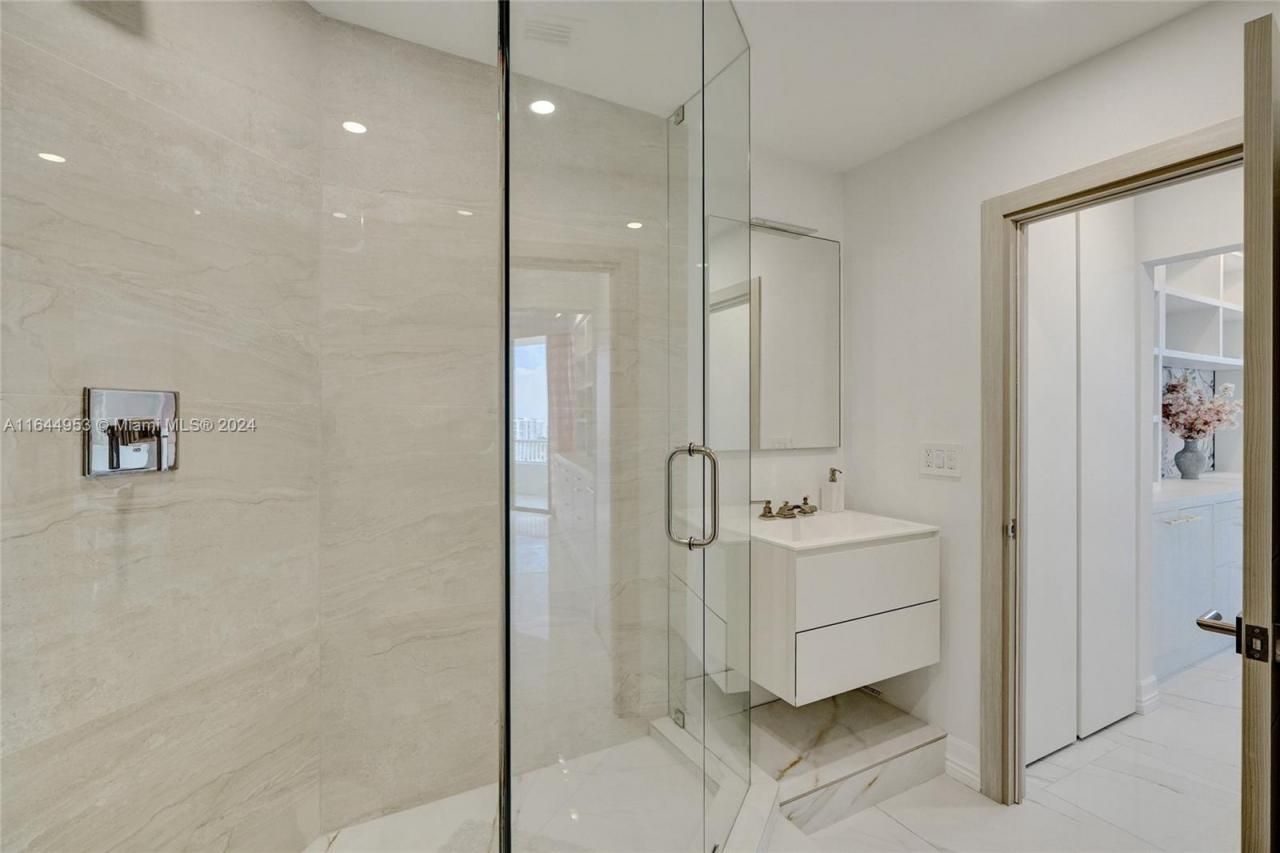 3000 Island Blvd, Unit PH-4, Aventura, FL 33160 Photo