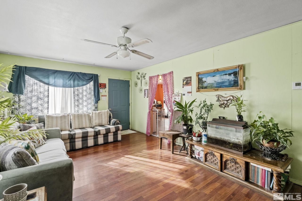 1885 Castle Way, Reno, NV 89512 Photo