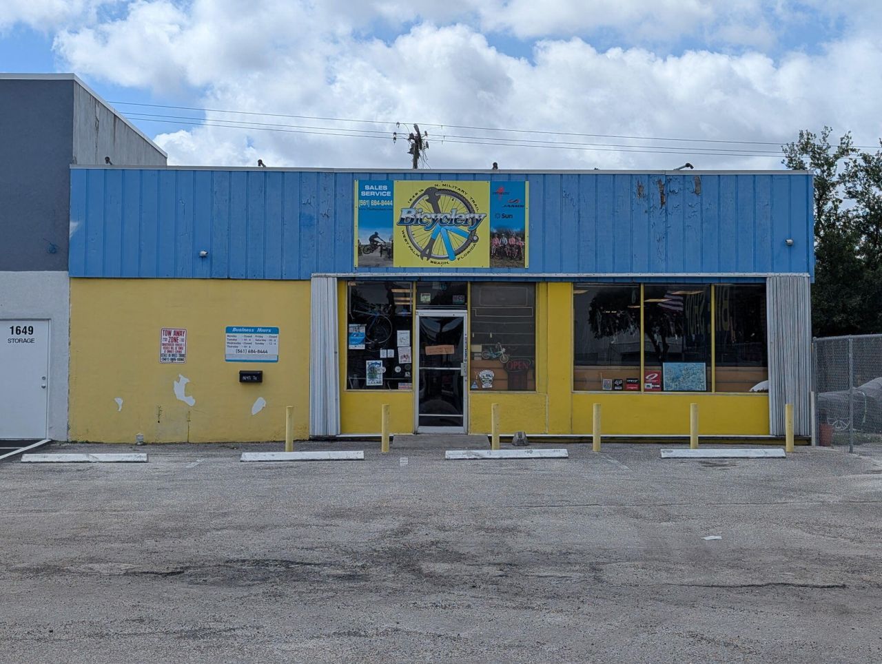 1649 N Military Trail, West Palm Beach, FL 33409 Photo