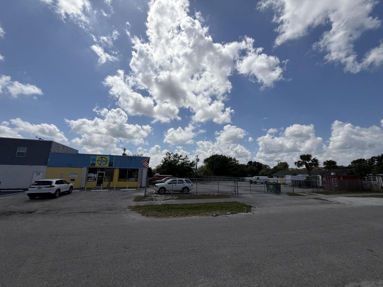 1649 N Military Trail, West Palm Beach, FL 33409 Photo