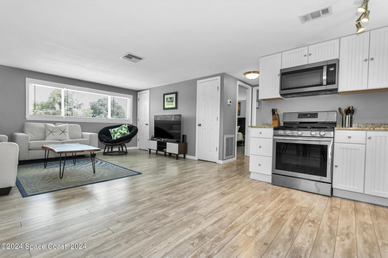 492 Dempsey Drive, Cocoa Beach, FL 32931 Photo