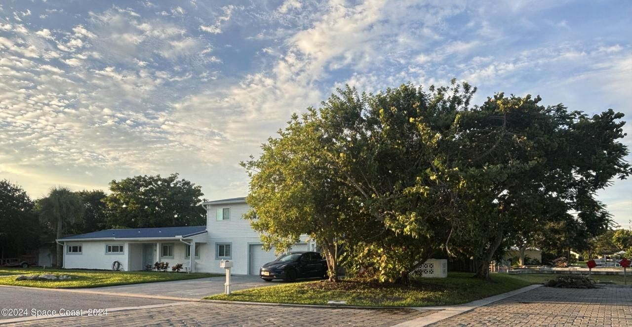 492 Dempsey Drive, Cocoa Beach, FL 32931 Photo