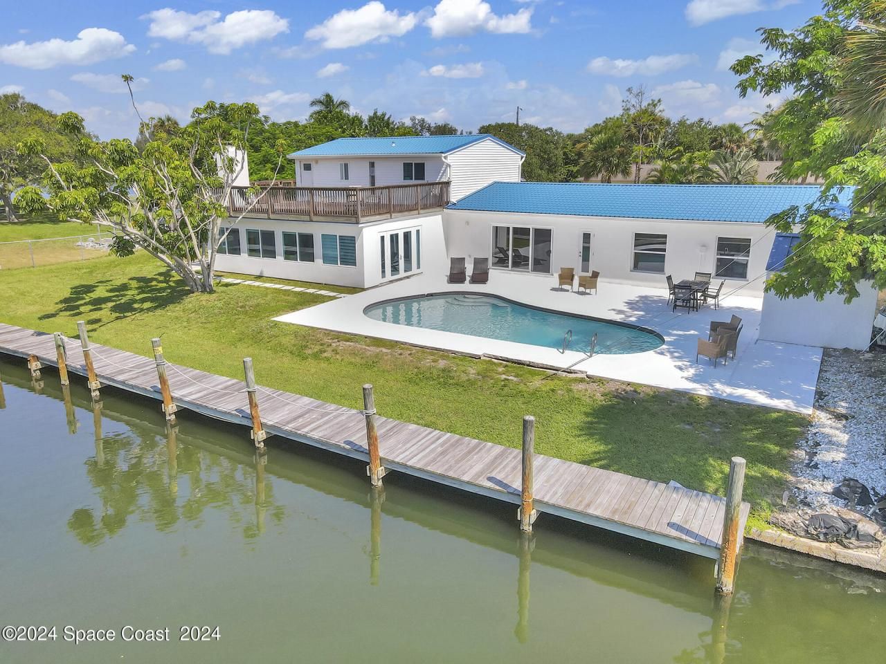 492 Dempsey Drive, Cocoa Beach, FL 32931 Photo