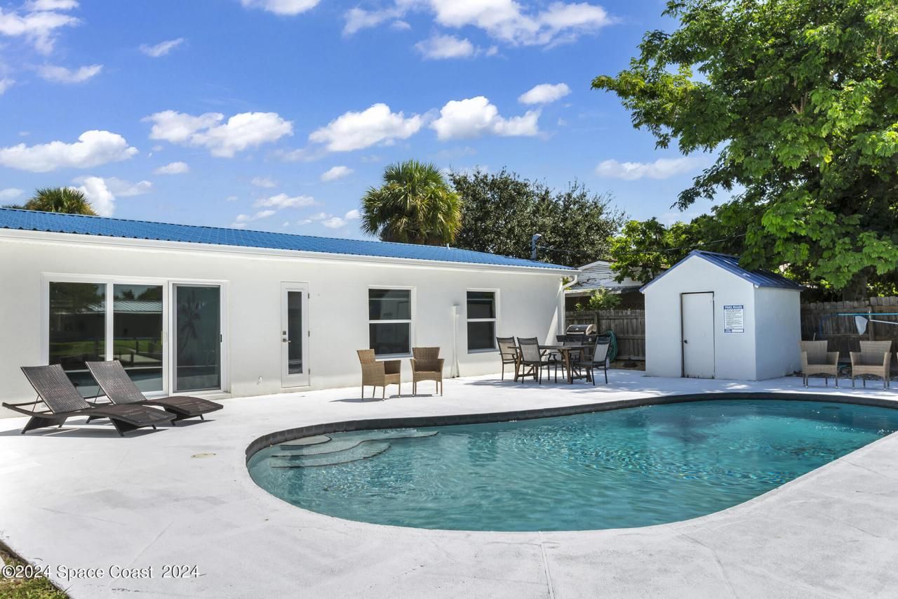 492 Dempsey Drive, Cocoa Beach, FL 32931 Photo