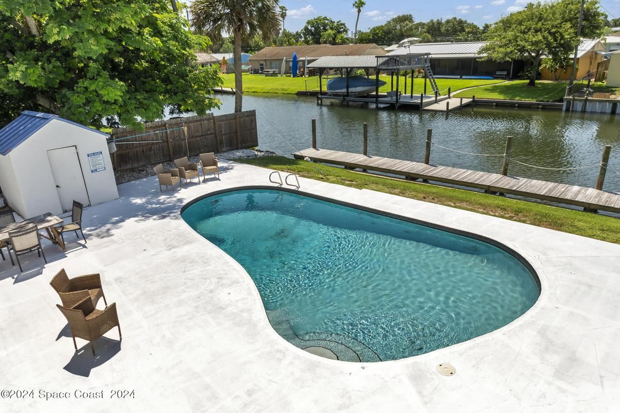 492 Dempsey Drive, Cocoa Beach, FL 32931 Photo