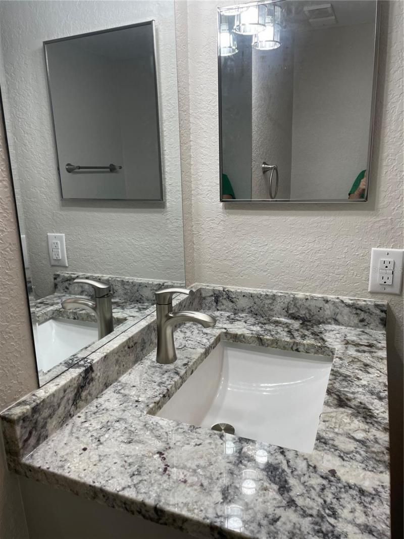 6177 Sun Boulevard, Unit 405, Saint Petersburg, FL 33715 Photo