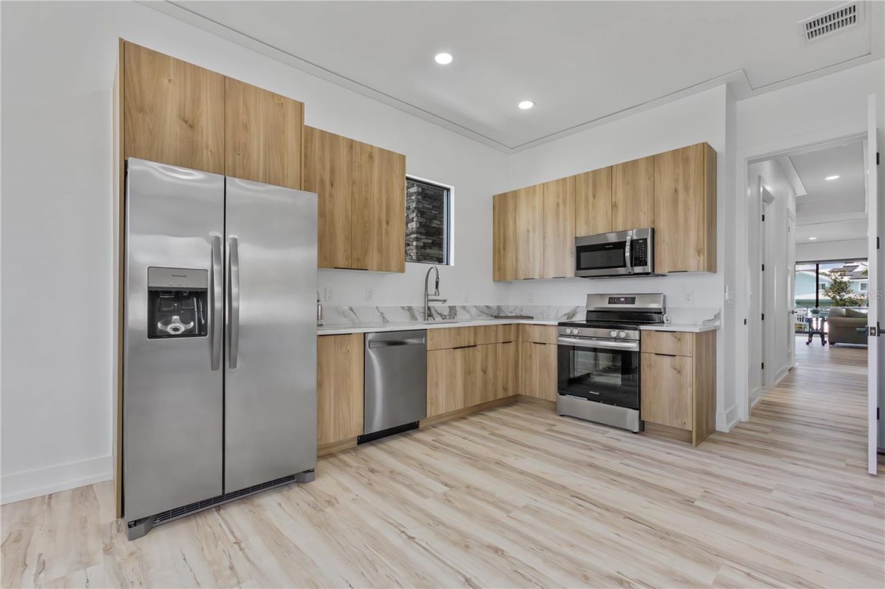 2121 Bayou Grande Boulevard Ne, Saint Petersburg, FL 33703 Photo