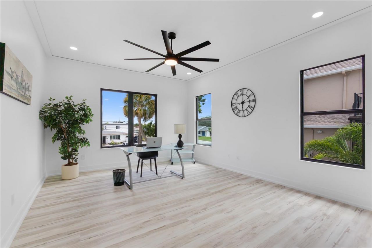 2121 Bayou Grande Boulevard Ne, Saint Petersburg, FL 33703 Photo