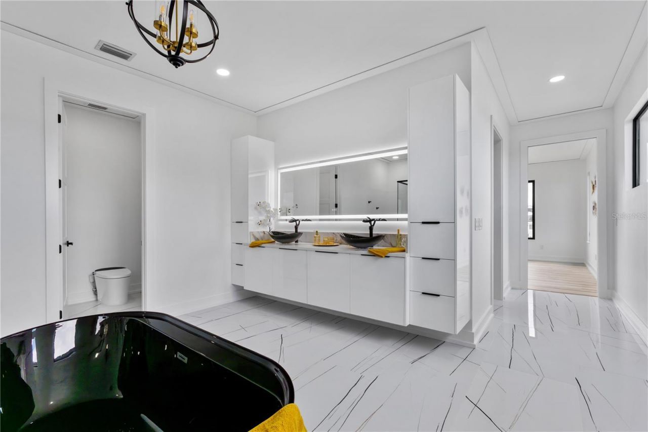 2121 Bayou Grande Boulevard Ne, Saint Petersburg, FL 33703 Photo