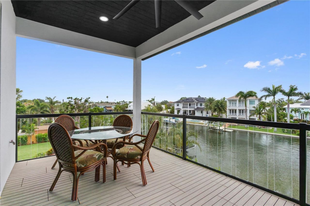 2121 Bayou Grande Boulevard Ne, Saint Petersburg, FL 33703 Photo