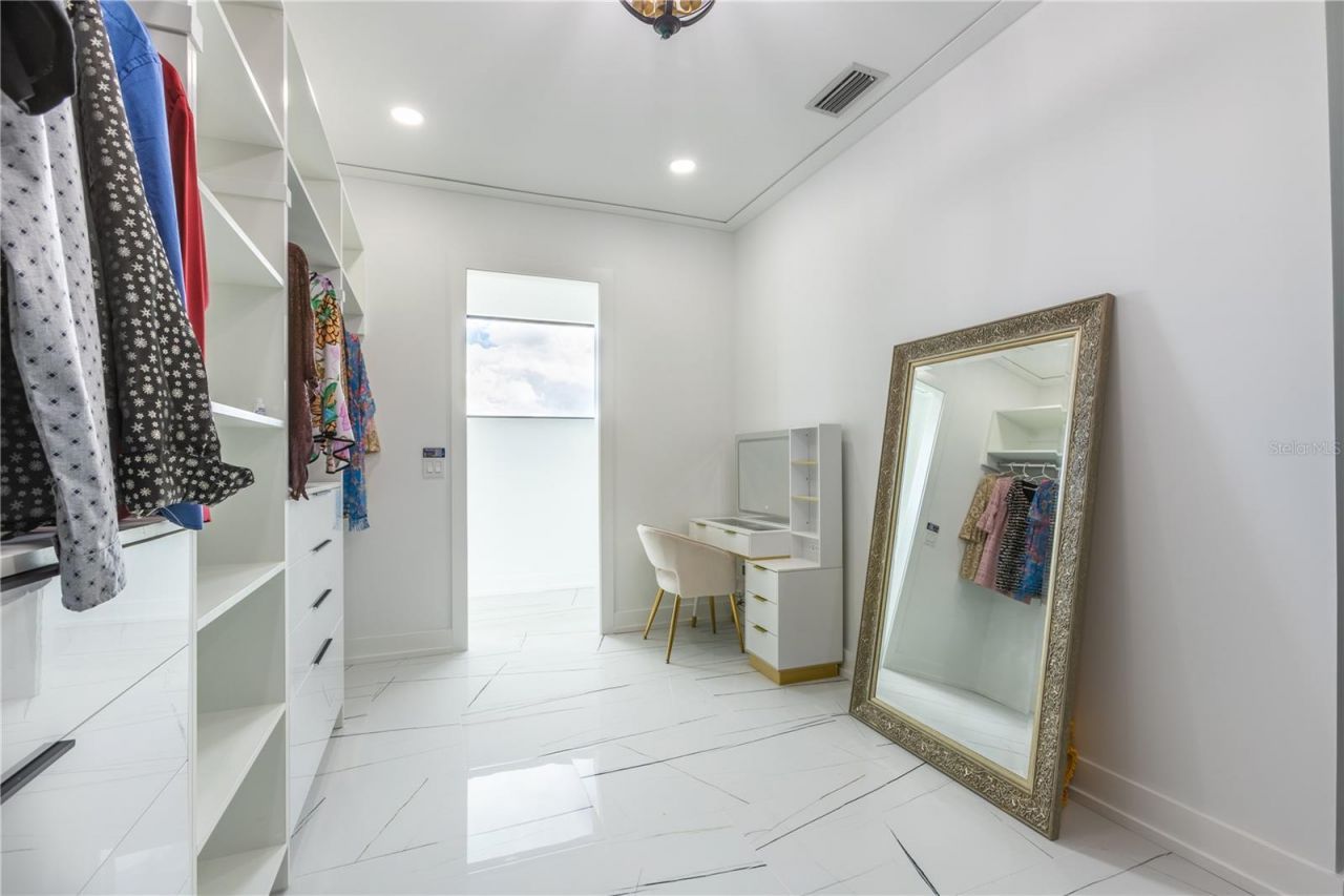 2121 Bayou Grande Boulevard Ne, Saint Petersburg, FL 33703 Photo