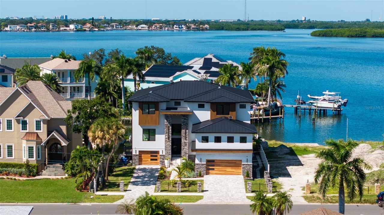 2121 Bayou Grande Boulevard Ne, Saint Petersburg, FL 33703 Photo