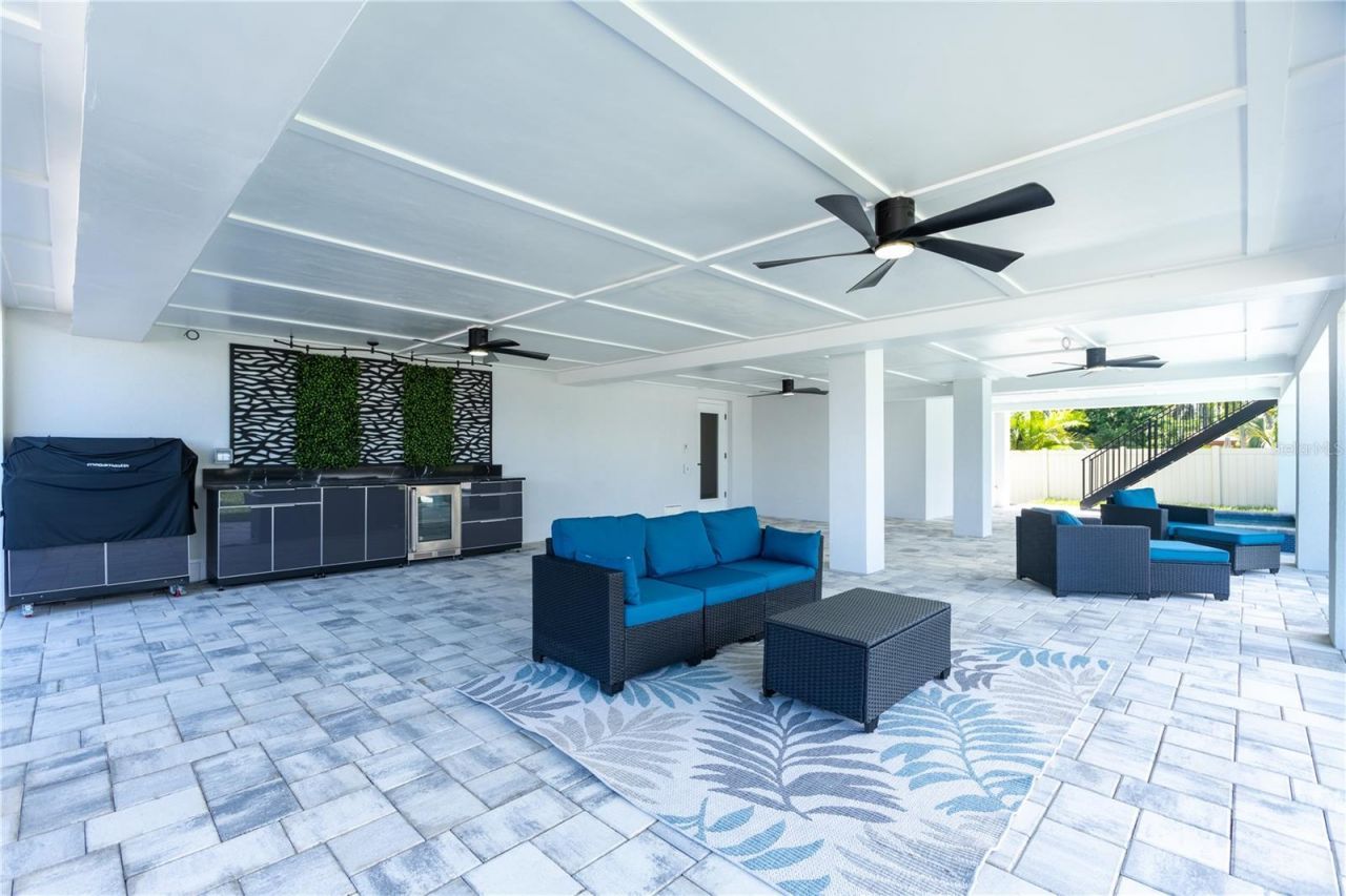 2121 Bayou Grande Boulevard Ne, Saint Petersburg, FL 33703 Photo