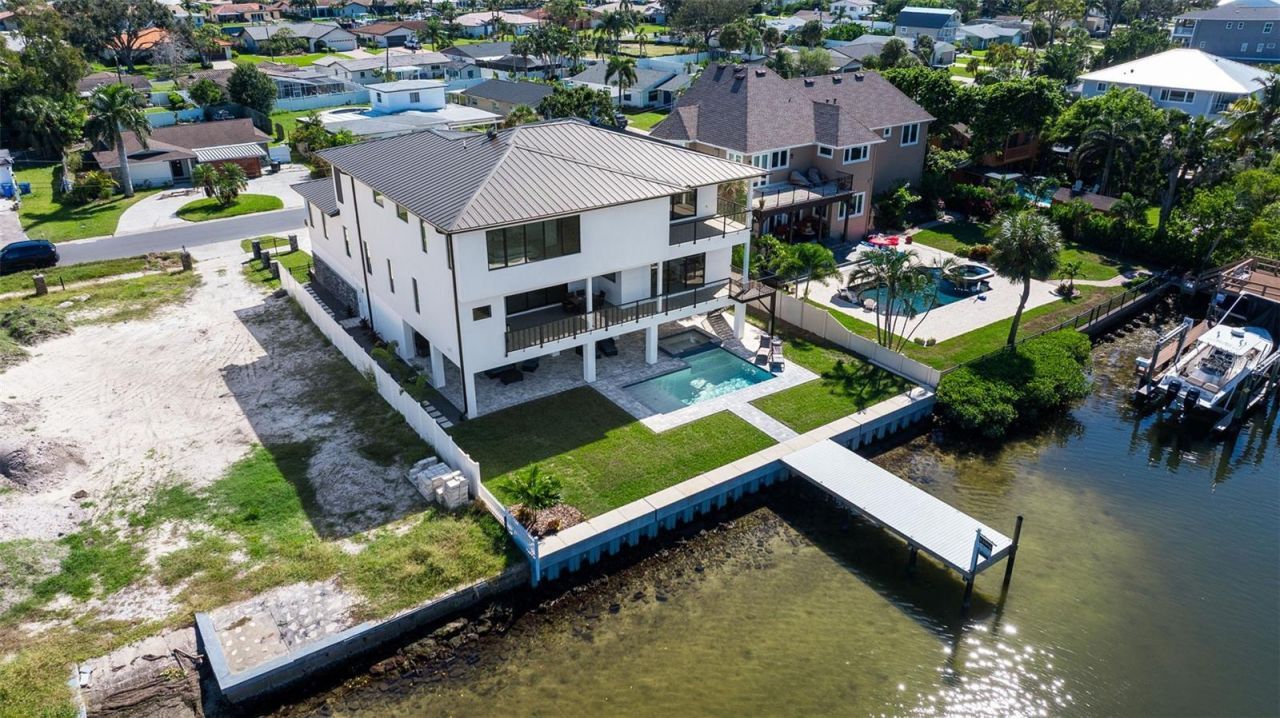 2121 Bayou Grande Boulevard Ne, Saint Petersburg, FL 33703 Photo