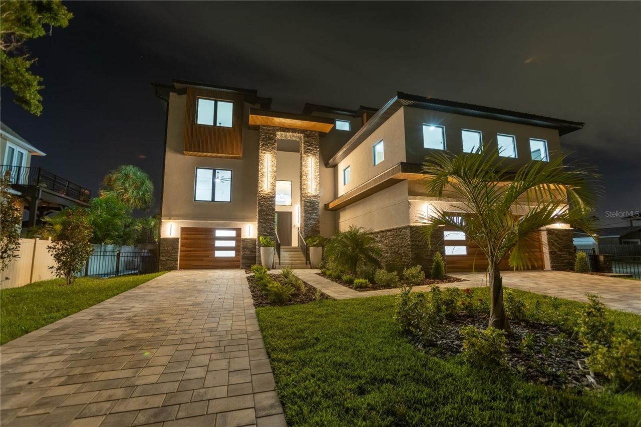 2121 Bayou Grande Boulevard Ne, Saint Petersburg, FL 33703 Photo