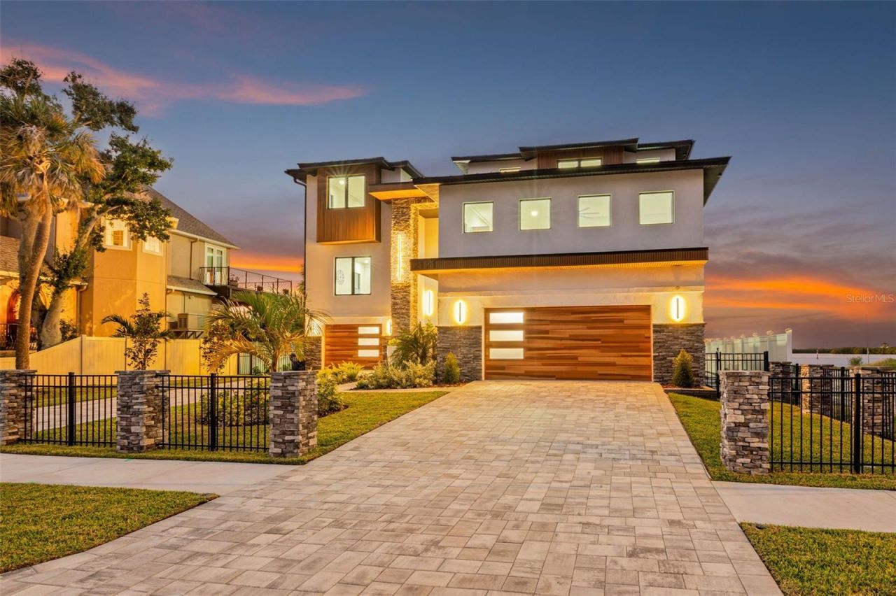 2121 Bayou Grande Boulevard Ne, Saint Petersburg, FL 33703 Photo