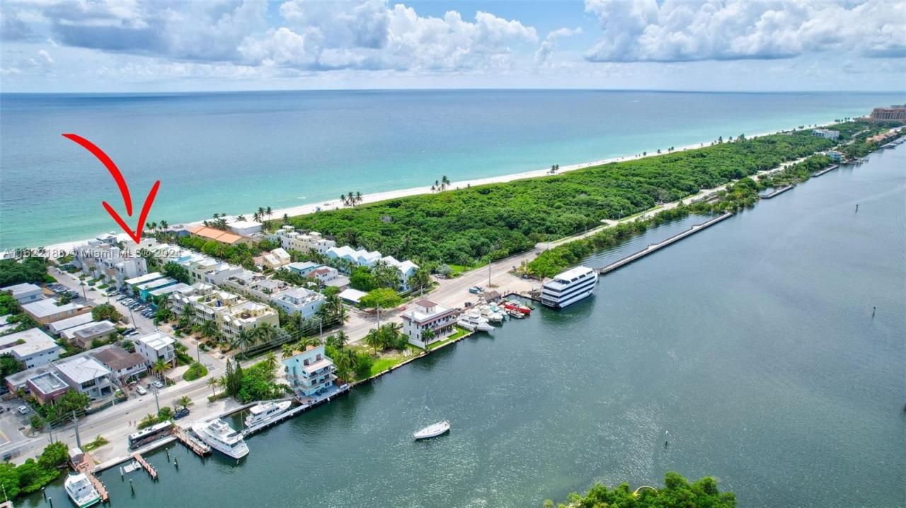 305 Oak St, Hollywood, FL 33019 Photo