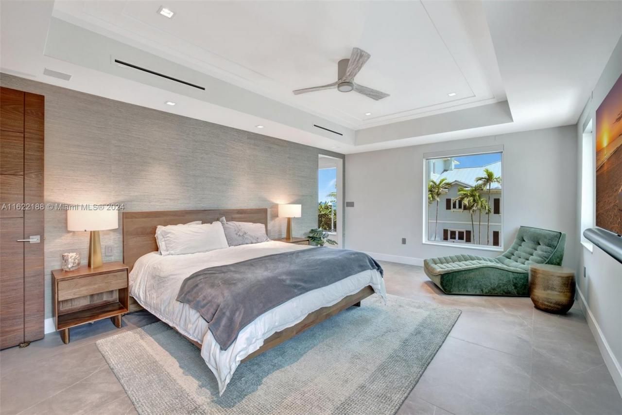 305 Oak St, Hollywood, FL 33019 Photo