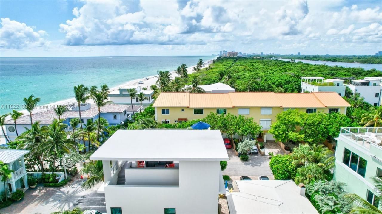 305 Oak St, Hollywood, FL 33019 Photo