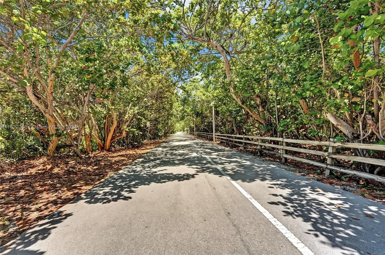 305 Oak St, Hollywood, FL 33019 Photo