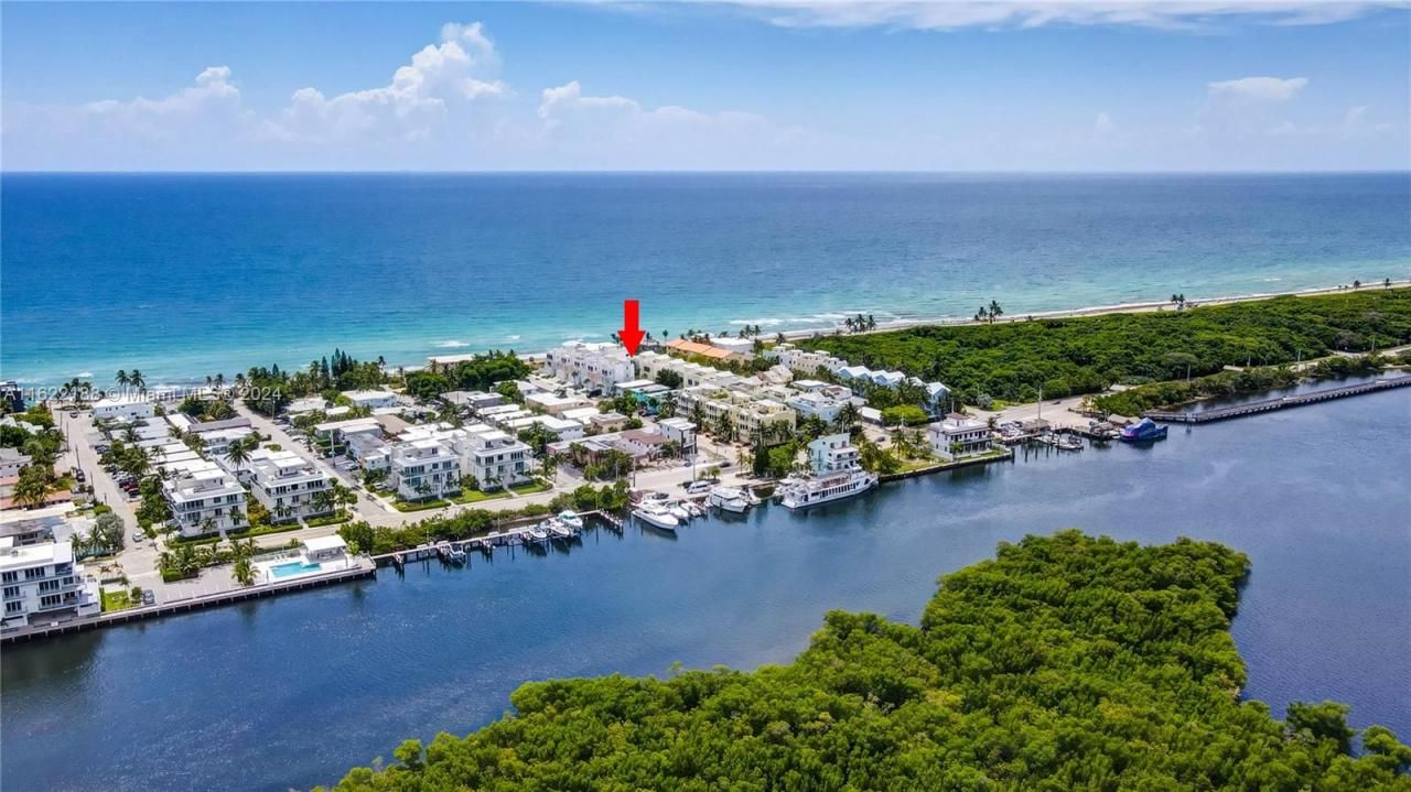 305 Oak St, Hollywood, FL 33019 Photo