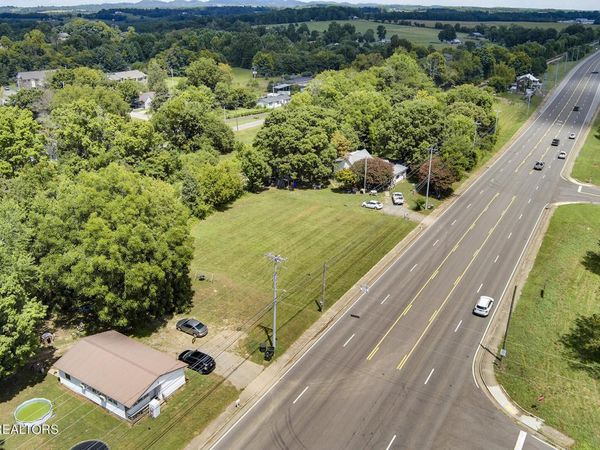 S Amhurst Place, Englewood, TN 37329