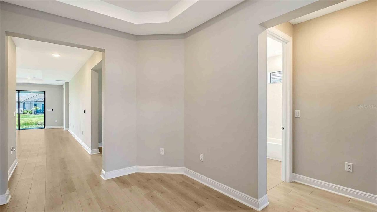 4910 Carova Way, Lakewood Ranch, FL 34211 Photo