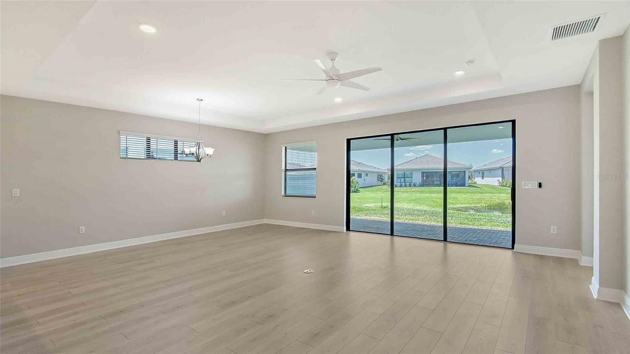 4910 Carova Way, Lakewood Ranch, FL 34211 Photo