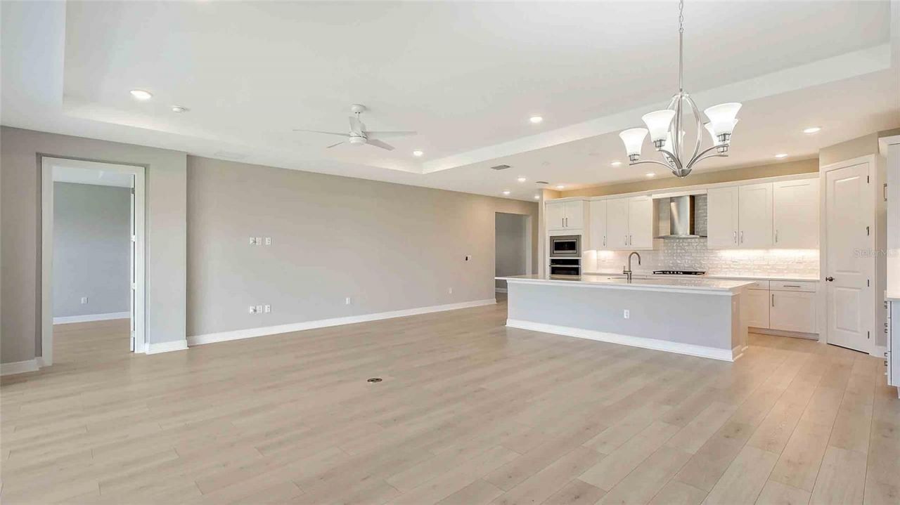 4910 Carova Way, Lakewood Ranch, FL 34211 Photo