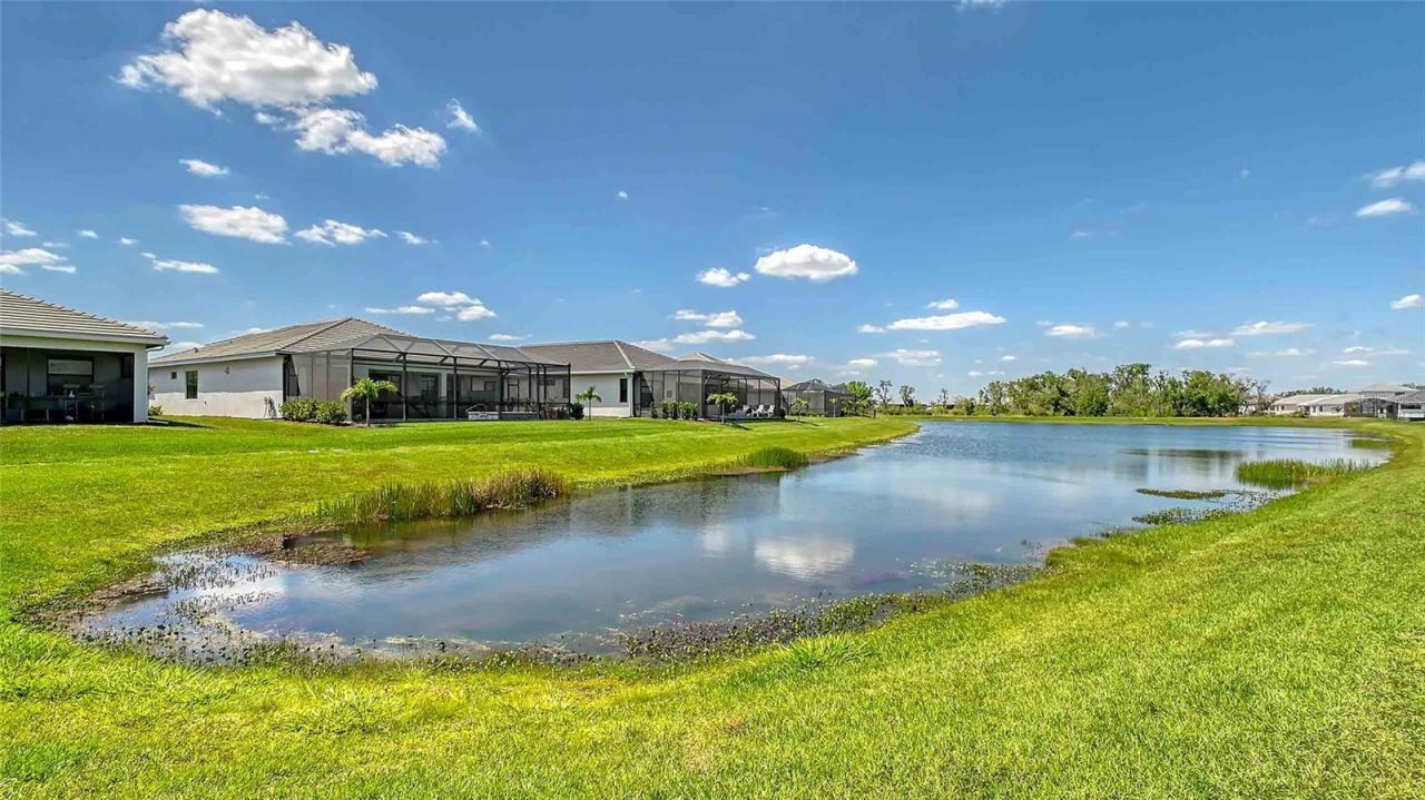 4910 Carova Way, Lakewood Ranch, FL 34211 Photo