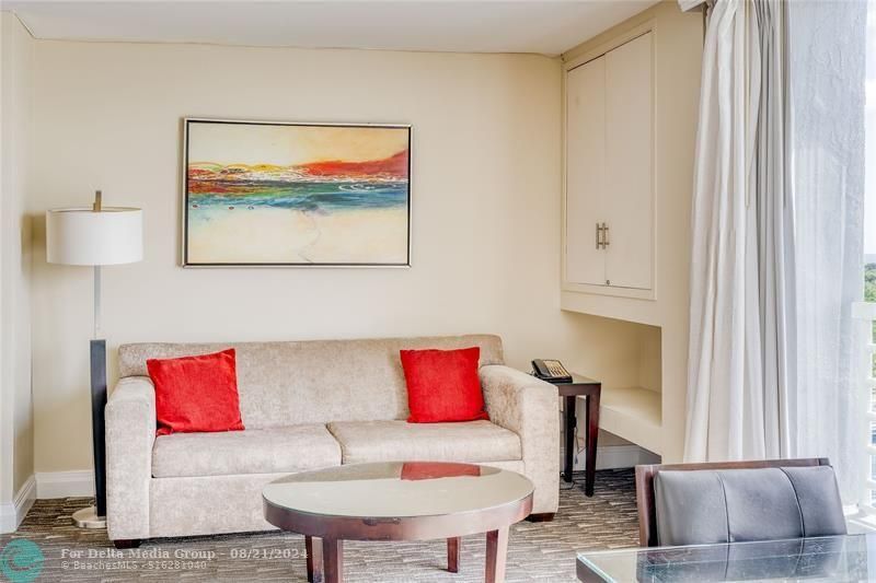 2670 E Sunrise Boulevard, Unit 826, Fort Lauderdale, FL 33304 Photo