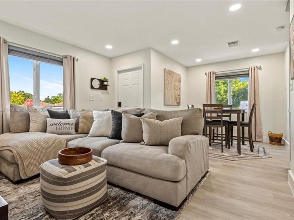 18606 SW 100th Ave, Unit 18606, Cutler Bay, FL 33157