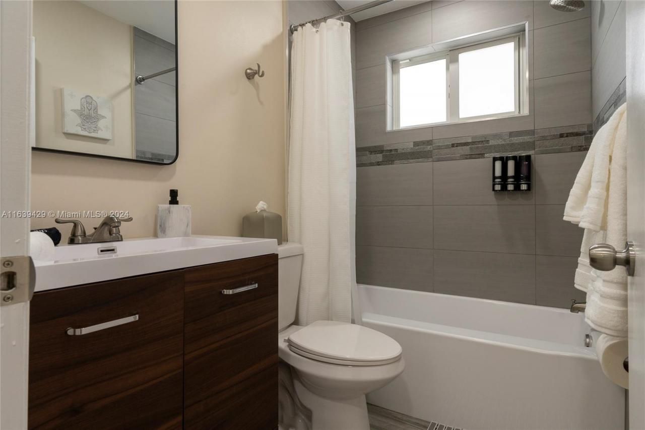 18606 SW 100th Ave, Unit 18606, Cutler Bay, FL 33157 Photo