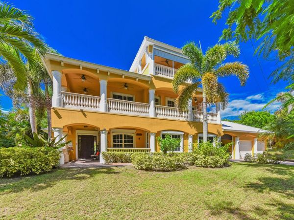 8053 S Indian River Drive, Fort Pierce, FL 34982