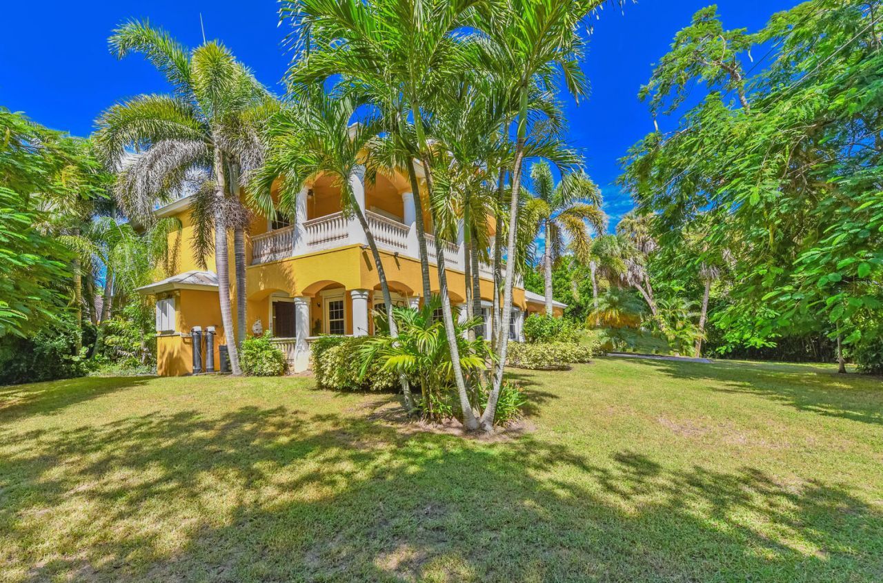 8053 S Indian River Drive, Fort Pierce, FL 34982 Photo