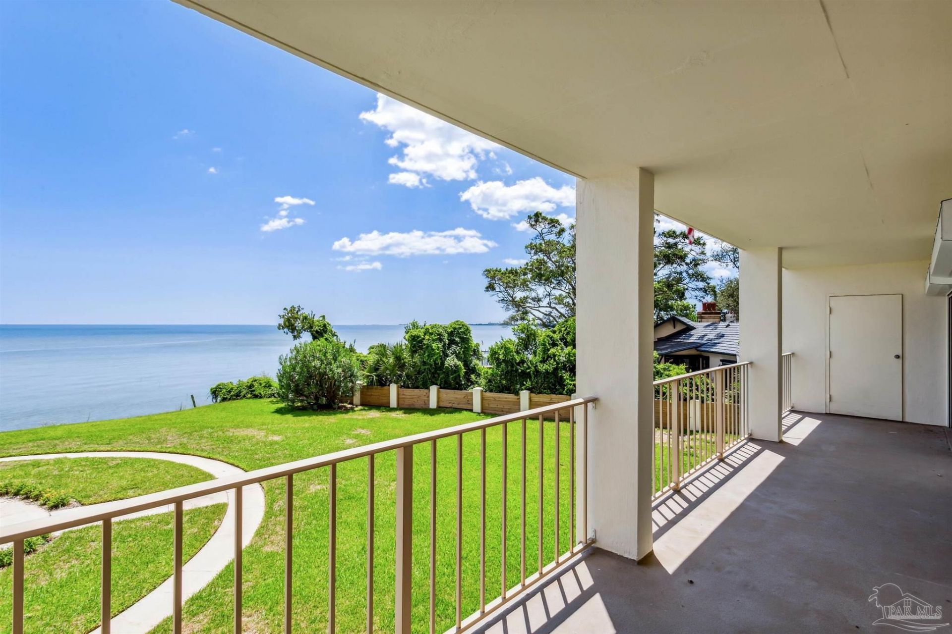 615 Bayshore Dr, Unit 208, Pensacola, FL 32507 Main Photo