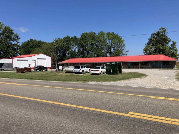 1430 E Main Street, Piggott, AR 72454