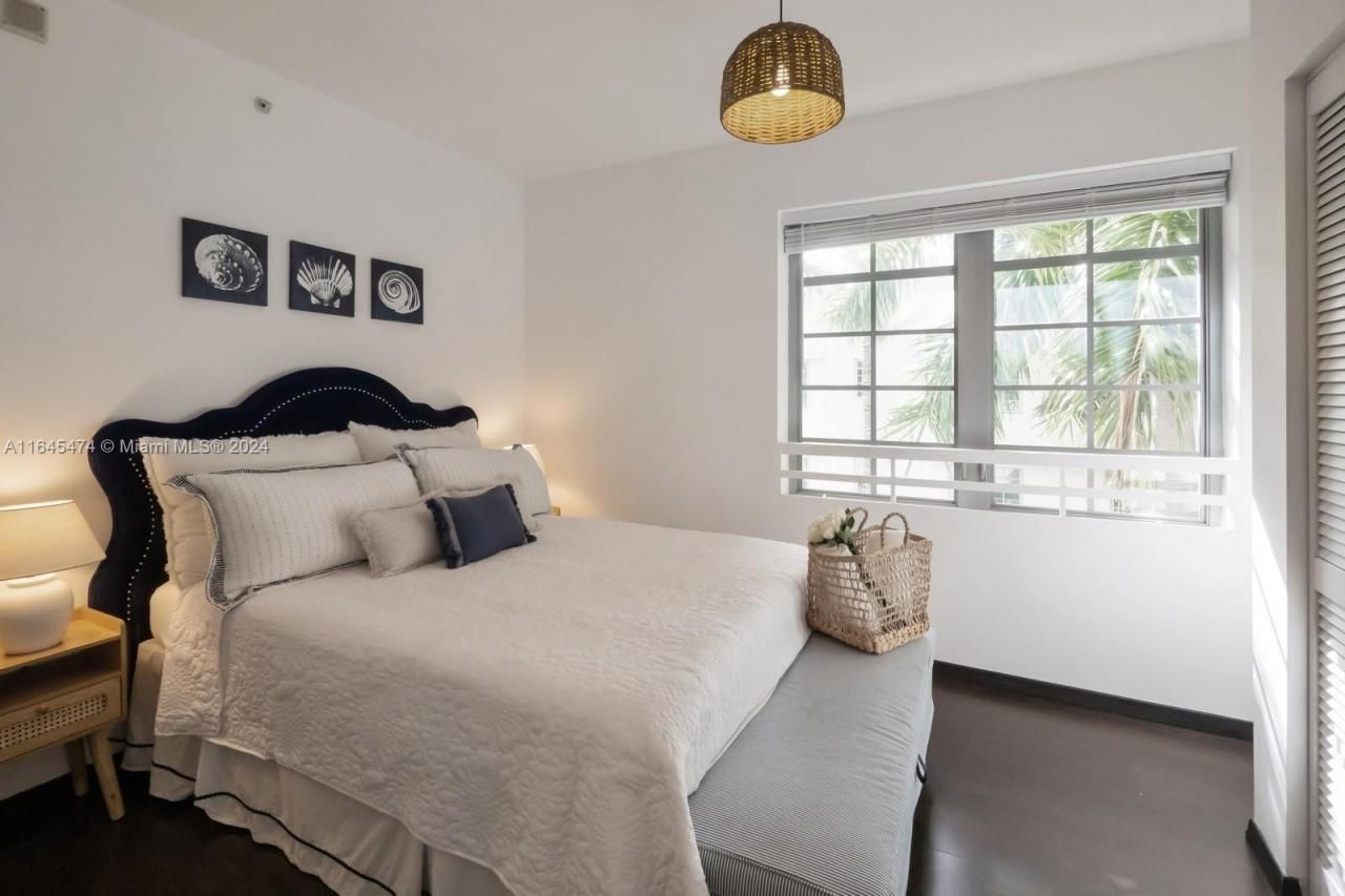 435 21 St, Unit 310, Miami Beach, FL 33139 Photo