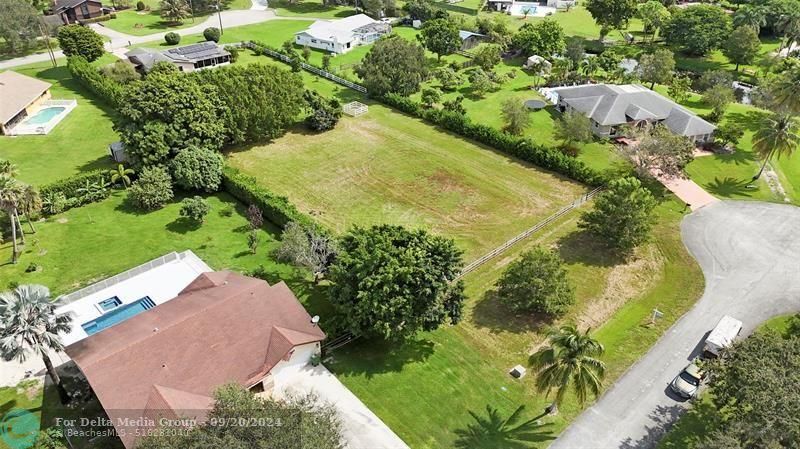 20411 SW 51st Street, Fort Lauderdale, FL 33332 Photo