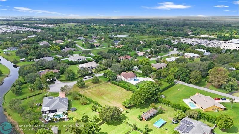 20411 SW 51st Street, Fort Lauderdale, FL 33332 Photo