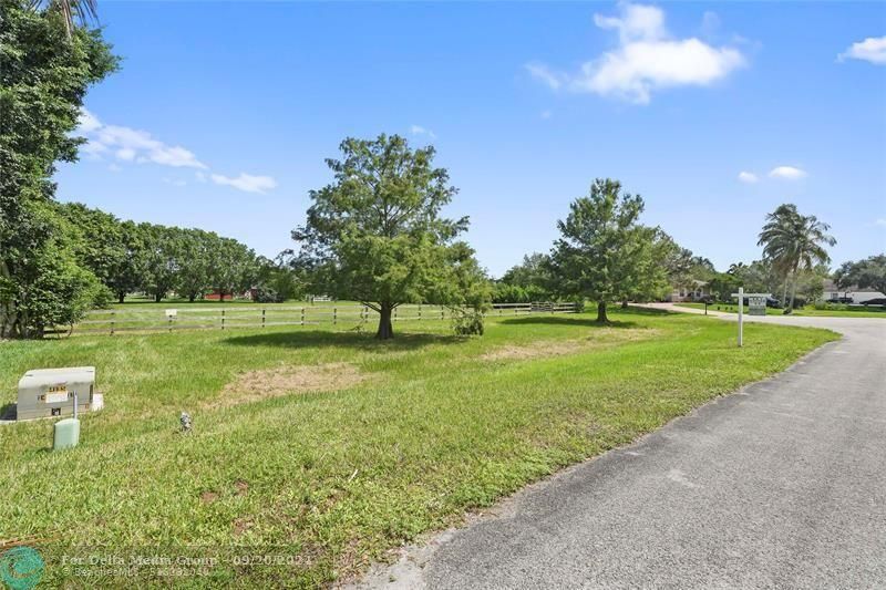 20411 SW 51st Street, Fort Lauderdale, FL 33332 Photo