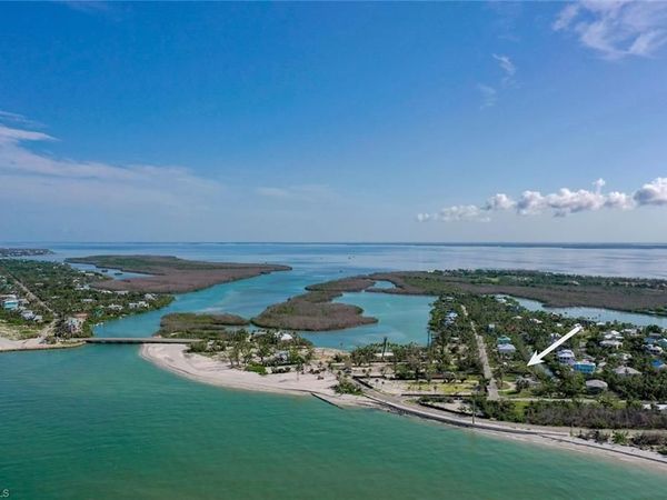 2490 Coconut DR, SANIBEL, FL 33957