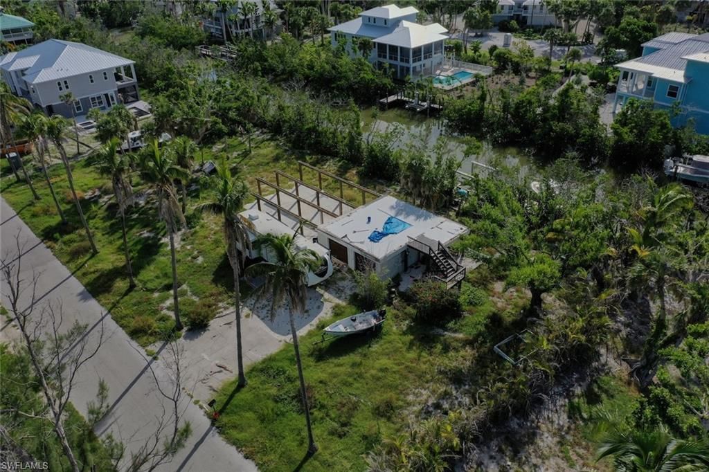 2490 Coconut Dr, Sanibel, FL 33957 Photo