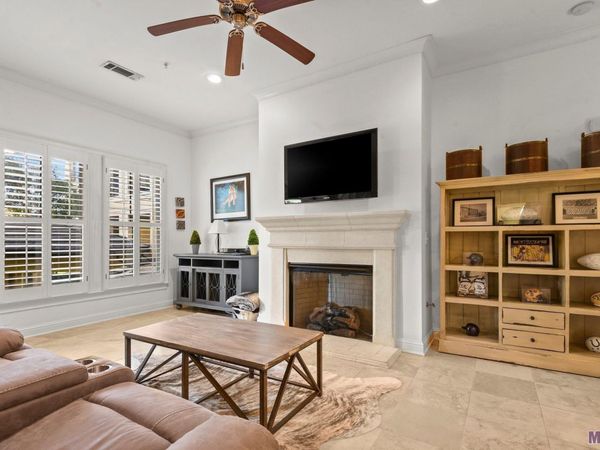 998 Stanford Ave, Unit #201, Baton Rouge, LA 70808